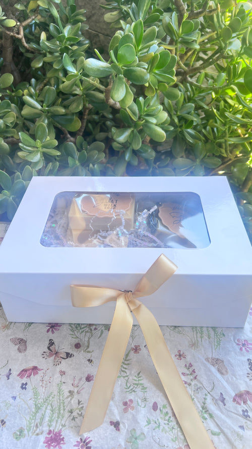 Gift Box – Medium